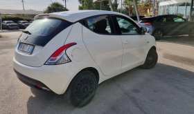 Vehicle Image Vehicle Image