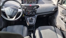 Vehicle Image Vehicle Image
